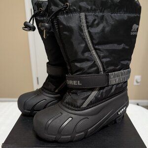 Sorel Flurry Winter Boot, Black, Kids size 2